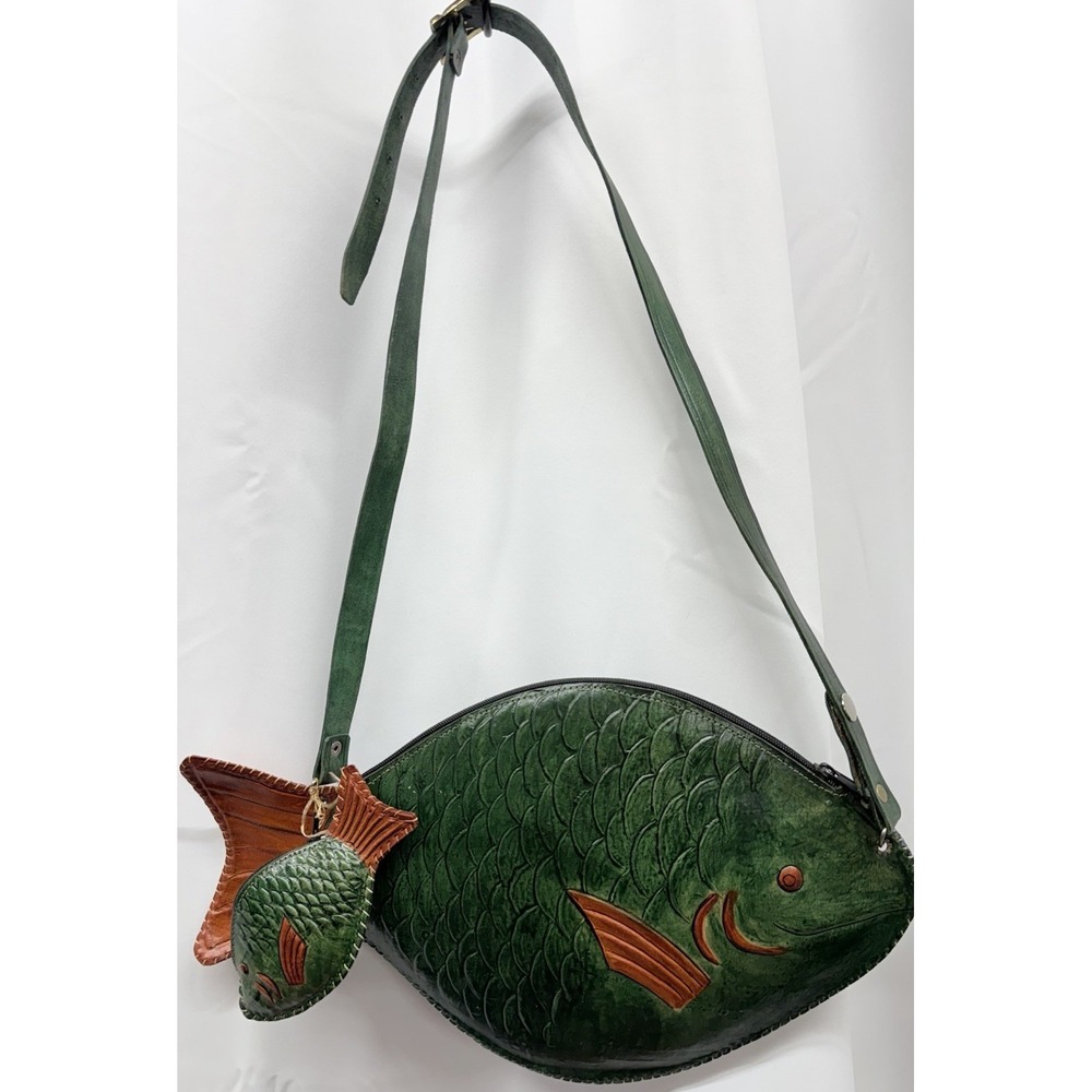 Vintage Hand Tooled Large Leather Fish Purse & Matching Coin Mexican Folk Art - Picture 2 of 16